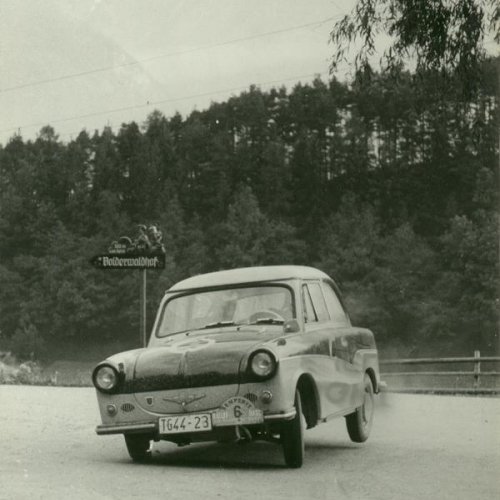 Franz Galle bei der Semperit-Rallye 1959 mit dem P50 in Österreich damals noch AWZ